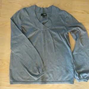 4/$30 Grey v-neck sweater size S